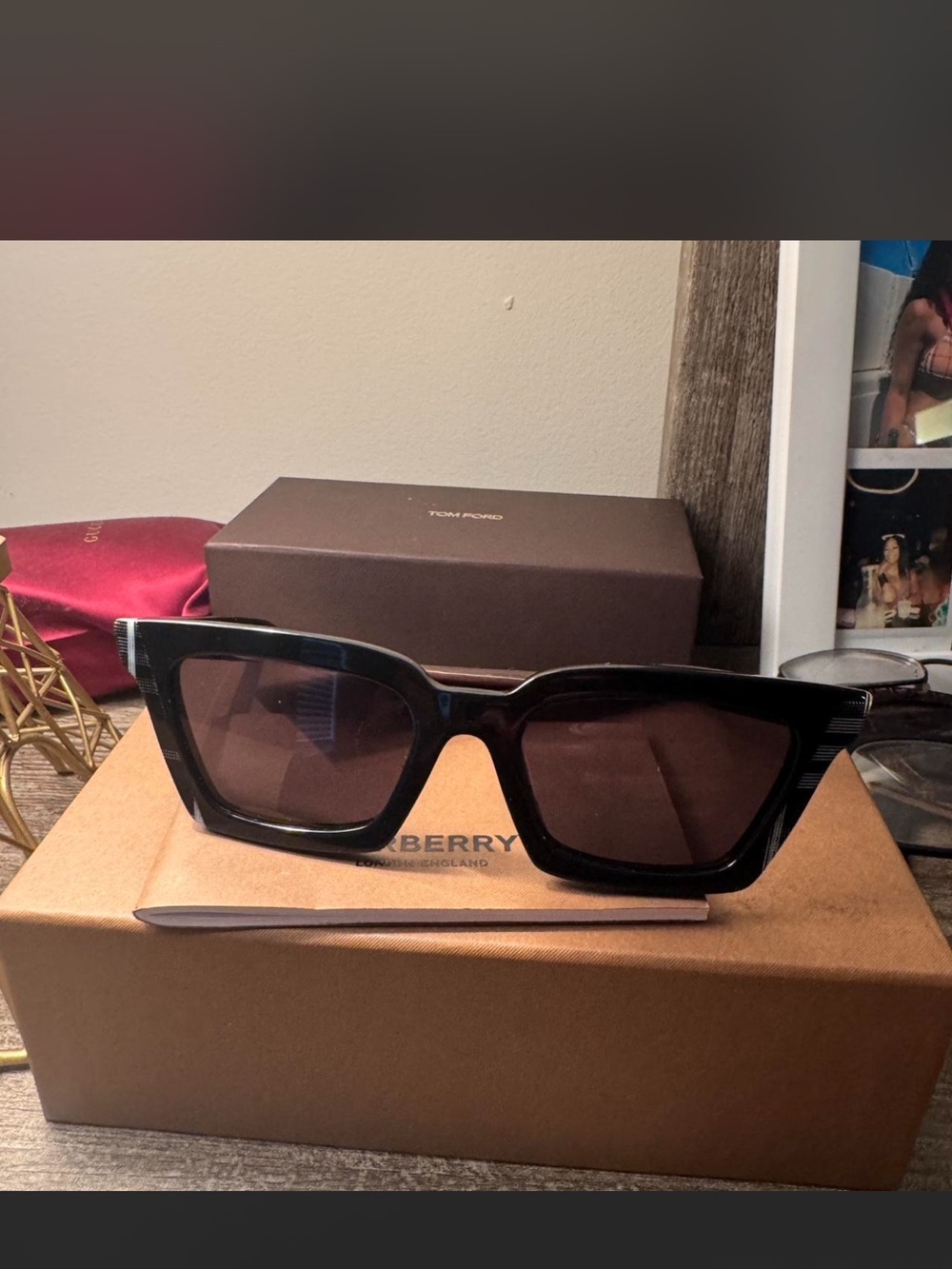 Authentic Burberry Black Cat Eye Sunglasses with Subtle Check Detail - Picture 2 of 5